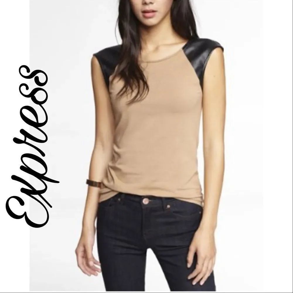 ✨2xHP✨Express Pink Faux Leather Shoulder Top✨
